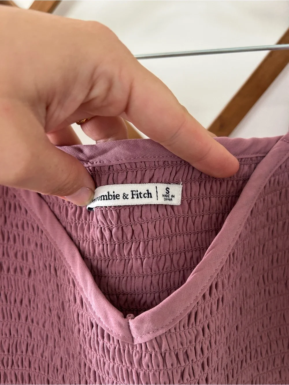 Abercrombie & Fitch Dusty Rose Puff-Sleeve Smocked Top